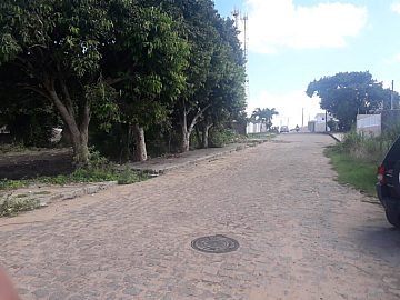 Jacum�, a 500 metros da praia, lote de terreno